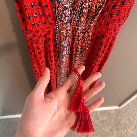 Boho Red Tasseled Sleeveless Maxi Dress - Pink Rose size Small - Some damage - M - Picture 7 of 8
